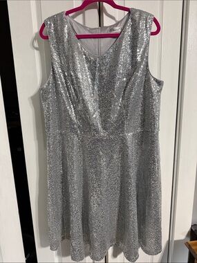 Sleeveless Silver Sequin Party Dress